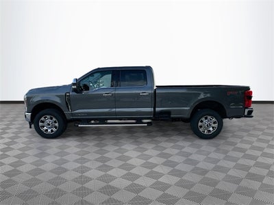 2026 Ford F-350SD Lariat 4WD CREW CAB