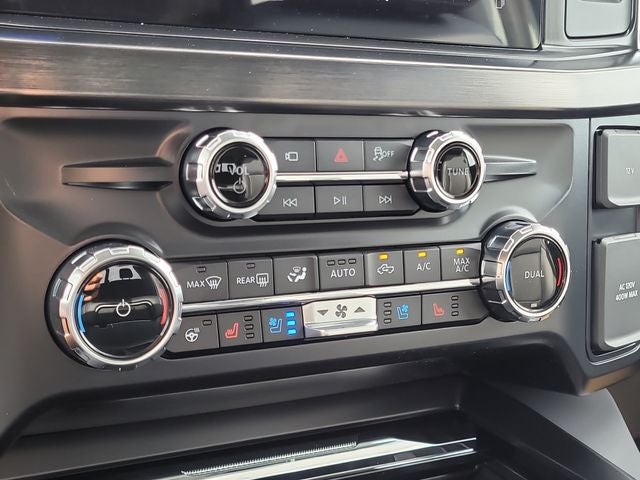 2026 Ford F-350SD Lariat 4WD CREW CAB