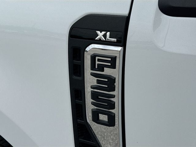 2026 Ford F-350SD XL DRW 4WD CREW CAB