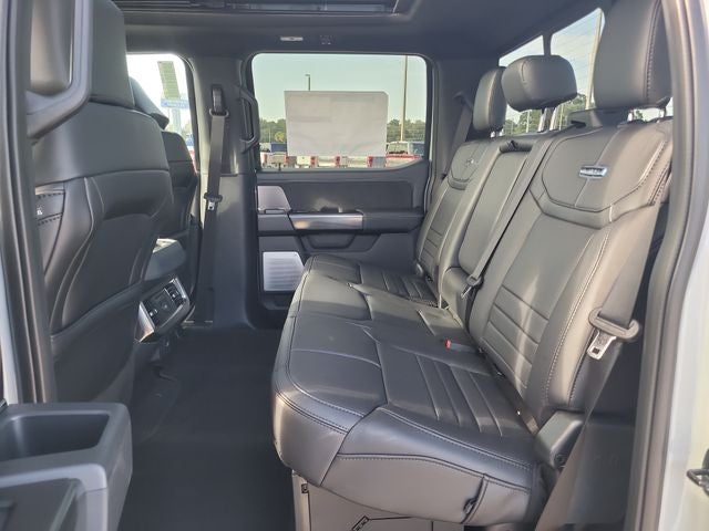 2026 Ford F-350SD Platinum DRW 4WD CREW CAB