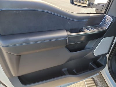 2026 Ford F-350SD Platinum DRW 4WD CREW CAB