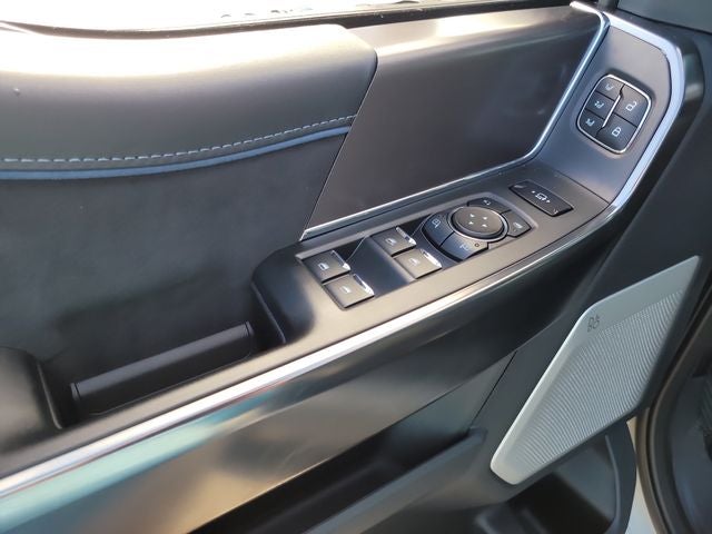 2026 Ford F-350SD Platinum DRW 4WD CREW CAB