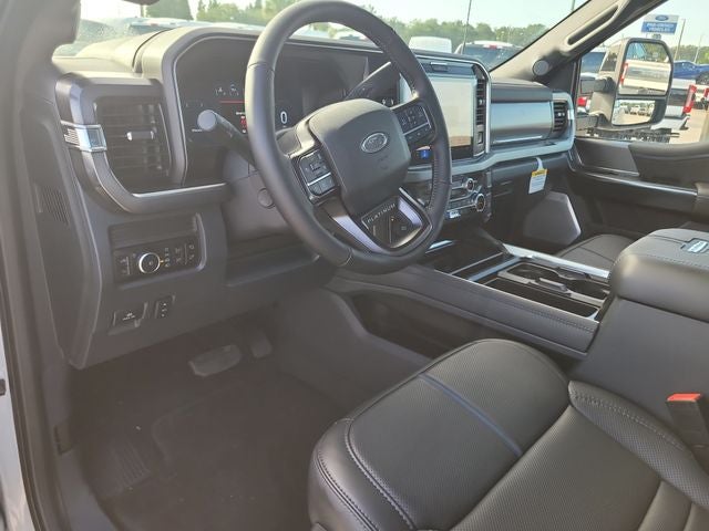 2026 Ford F-350SD Platinum DRW 4WD CREW CAB