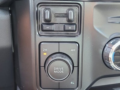 2026 Ford F-350SD Platinum DRW 4WD CREW CAB