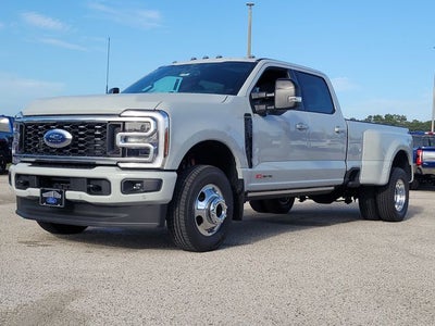 2026 Ford F-350SD Platinum DRW 4WD CREW CAB