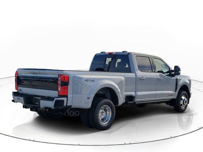 2026 Ford F-350SD Platinum DRW 4WD CREW CAB