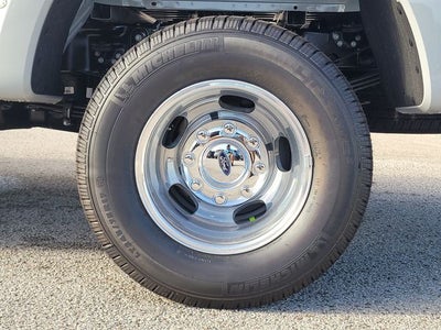 2026 Ford F-350SD Platinum DRW 4WD CREW CAB