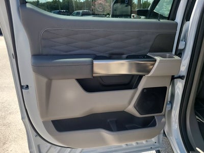 2026 Ford F-350SD Platinum DRW 4WD CREW CAB