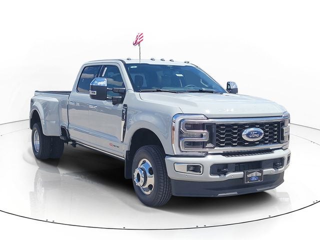 2026 Ford F-350SD Platinum DRW 4WD CREW CAB