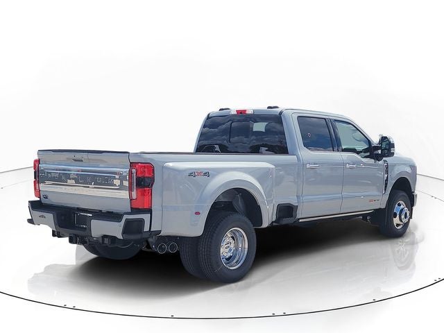 2026 Ford F-350SD Platinum DRW 4WD CREW CAB
