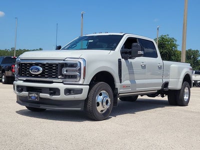 2026 Ford F-350SD Platinum DRW 4WD CREW CAB / LIFTED WHEELS & TIRES