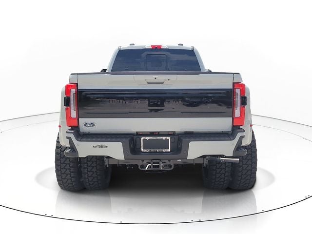 2026 Ford F-350SD Platinum DRW 4WD CREW CAB / LIFTED WHEELS & TIRES