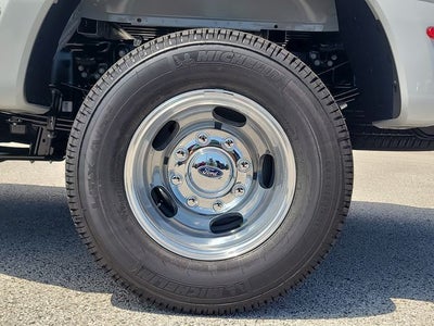 2026 Ford F-350SD Platinum DRW 4WD CREW CAB / LIFTED WHEELS & TIRES
