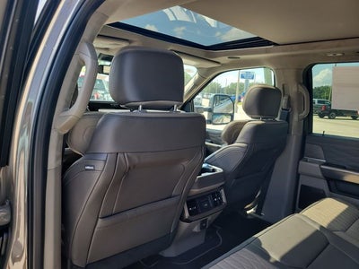2026 Ford F-350SD Platinum DRW