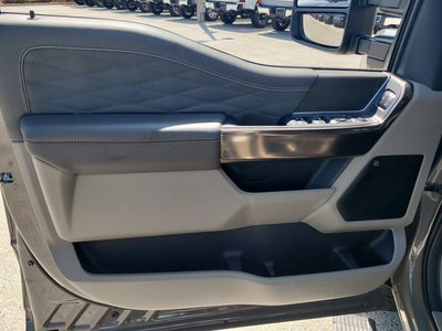 2026 Ford F-350SD Platinum DRW