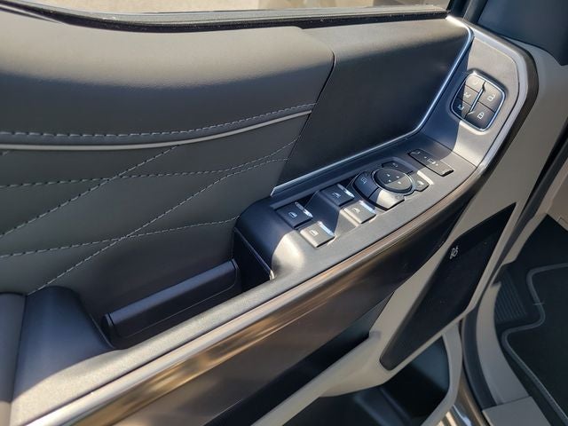 2026 Ford F-350SD Platinum DRW