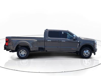 2026 Ford F-350SD Platinum DRW