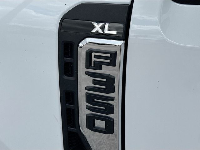 2026 Ford F-350SD XL DRW 4WD CREW CAB