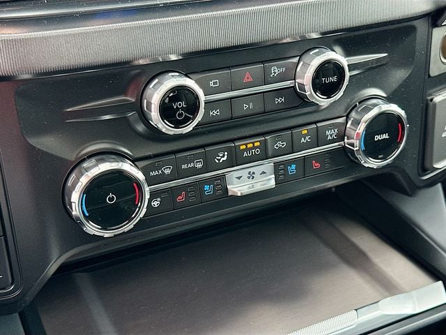 2026 Ford F-350SD Platinum DRW