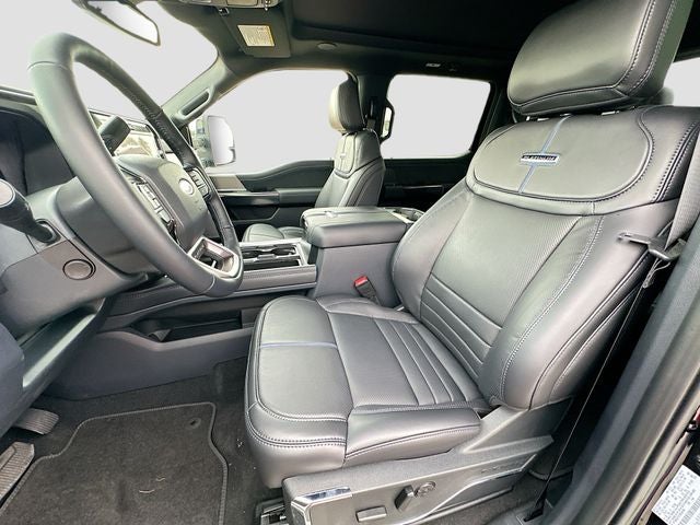 2026 Ford F-350SD Platinum DRW
