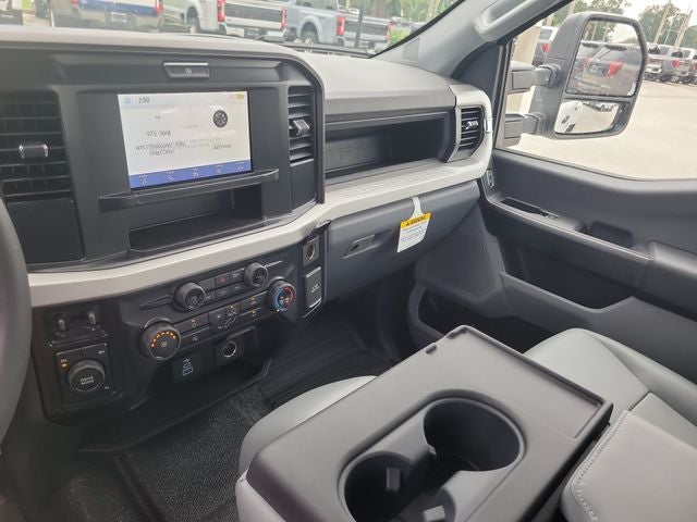 2026 Ford F-350SD XL DRW 4WD CREW CAB