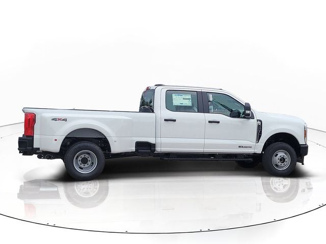 2026 Ford F-350SD XL DRW 4WD CREW CAB