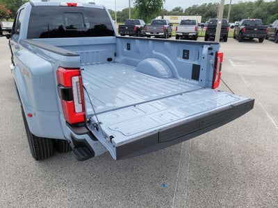 2026 Ford F-350SD Platinum DRW