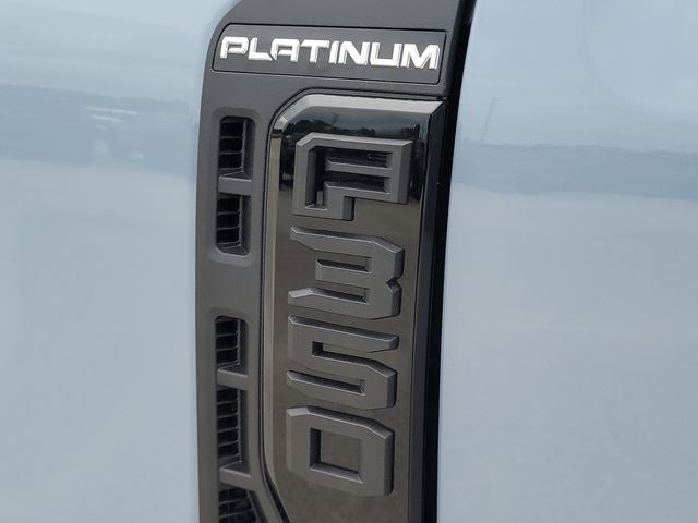 2026 Ford F-350SD Platinum DRW