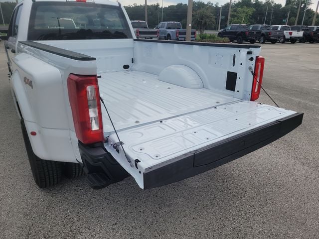 2026 Ford F-350SD XL DRW 4WD CREW CAB