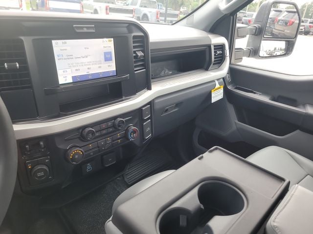 2026 Ford F-350SD XL DRW 4WD CREW CAB