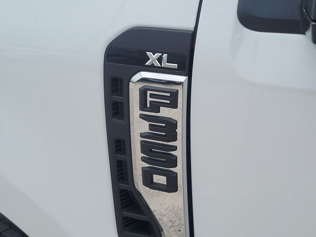 2026 Ford F-350SD XL DRW 4WD CREW CAB