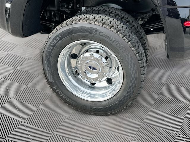 2026 Ford F-450SD Platinum 4WD CREW CAB