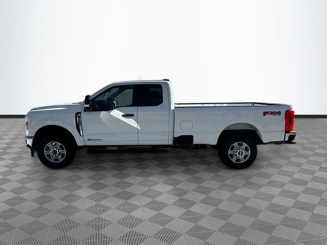 2026 Ford F-350SD XLT 4WD SUPER CAB