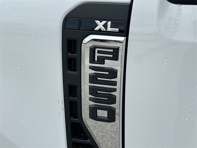 2026 Ford F-250SD XL 4WD REG CAB