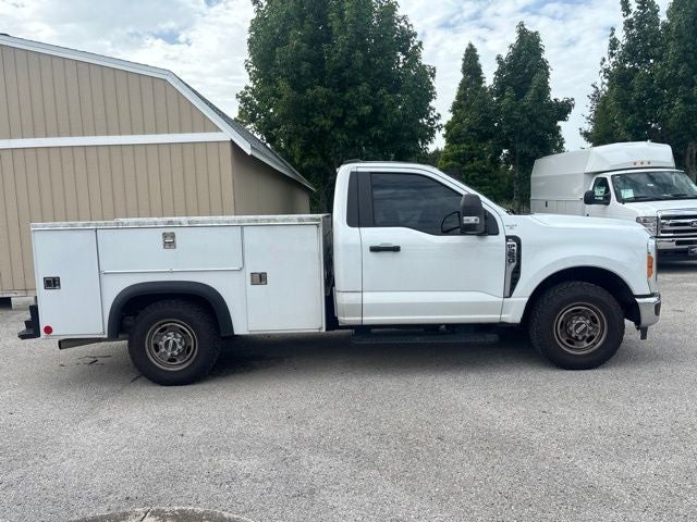 2023 Ford F-250SD XL SERVICE BODY