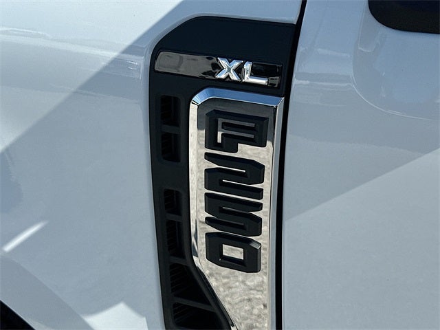 2026 Ford F-250SD XL 2WD REG CAB