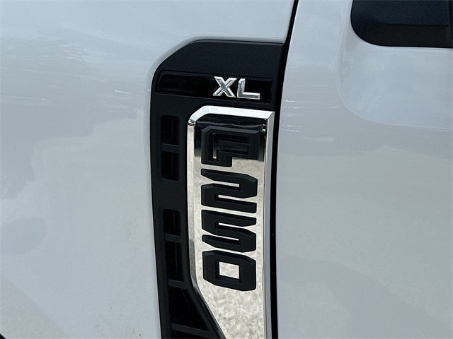 2026 Ford F-250SD XL 2WD REG CAB