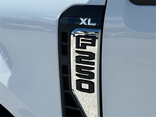 2026 Ford F-250SD XL 4WD REG CAB