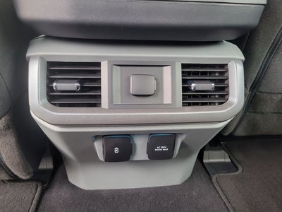 2023 Ford F-150 XLT 5.0 V8