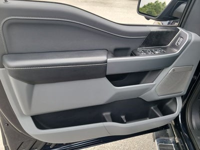 2023 Ford F-150 XLT 5.0 V8