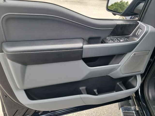 2023 Ford F-150 XLT 5.0 V8