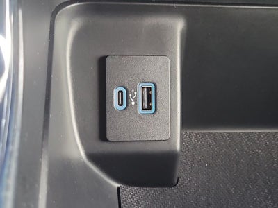 2023 Ford F-150 XLT 5.0 V8