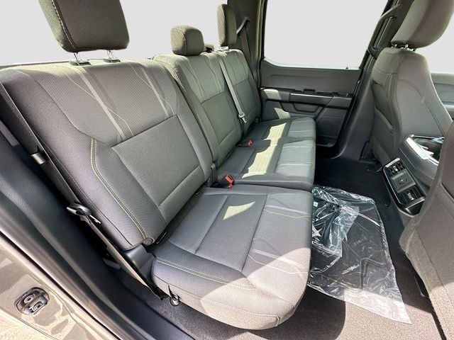 2025 Ford F-150 STX LOBO 5.0 V8