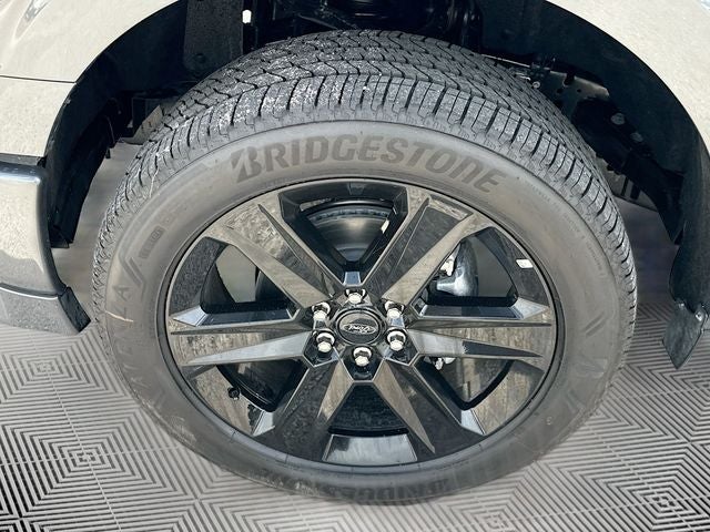 2025 Ford F-150 STX LOBO 5.0 V8