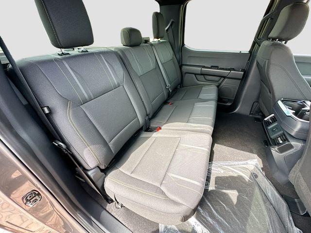 2025 Ford F-150 STX LOBO 5.0 V8