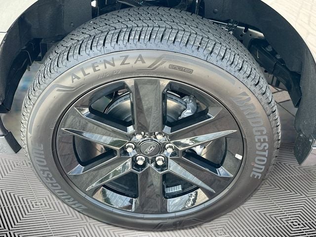 2025 Ford F-150 STX LOBO 5.0 V8