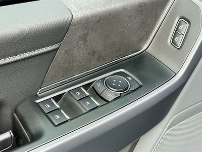 2025 Ford F-150 XLT 2WD SUPERCREW