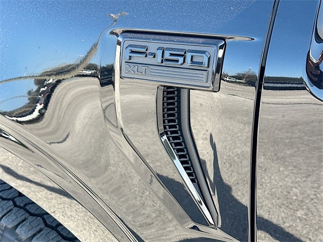 2025 Ford F-150 XLT 4WD SUPERCREW