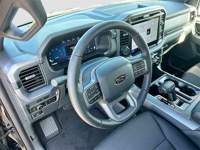 2025 Ford F-150 XLT 4WD SUPERCREW