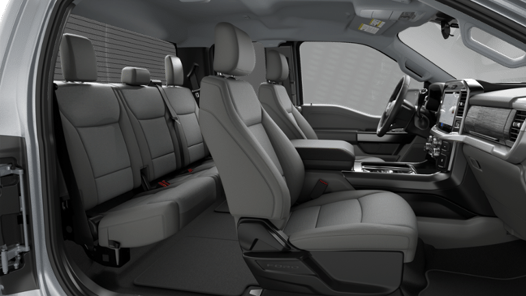 2026 Ford F-150 XLT 2WD SUPER CAB